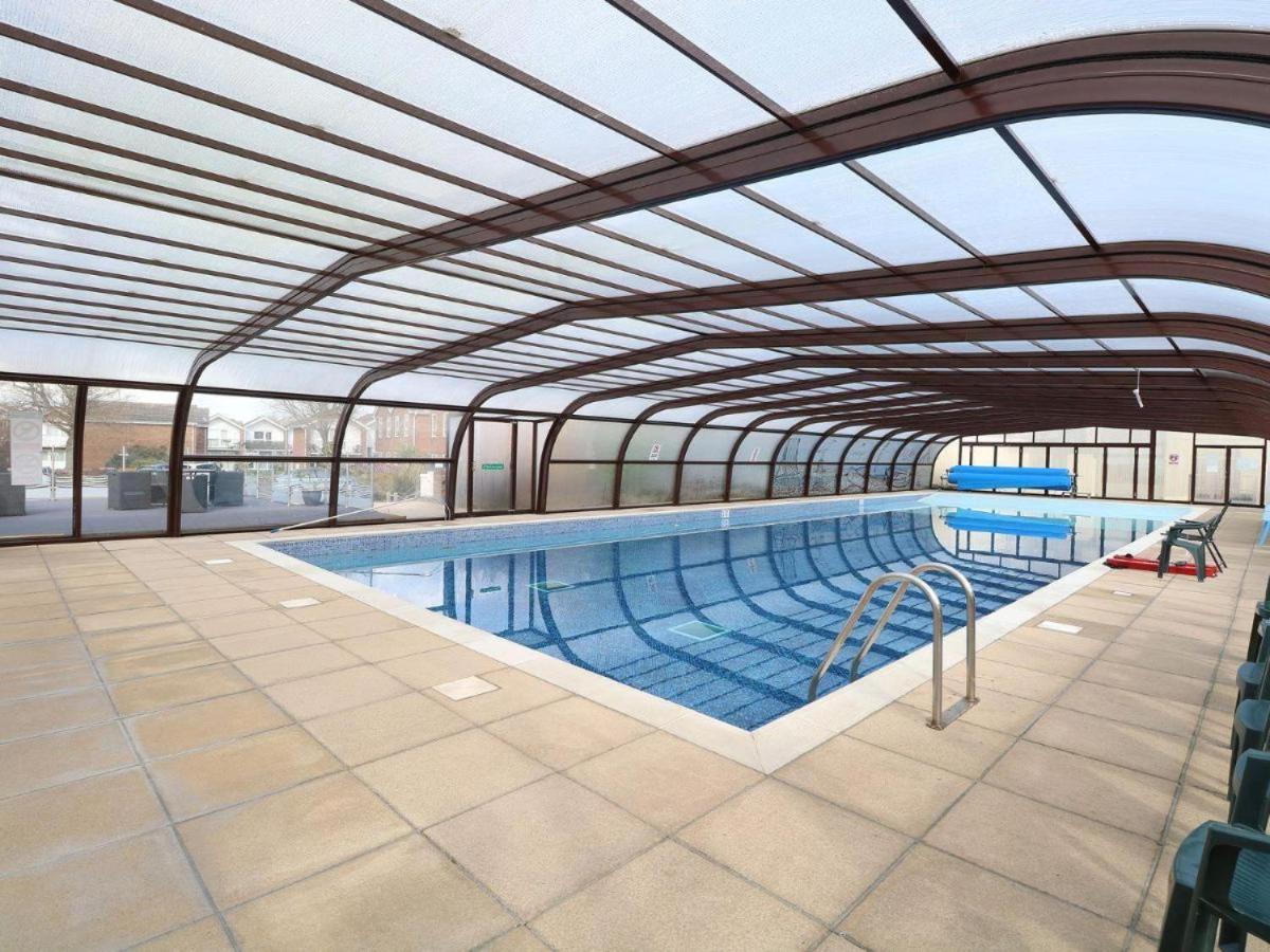 הוילה Corton Retreats At Waterside Park מראה חיצוני תמונה